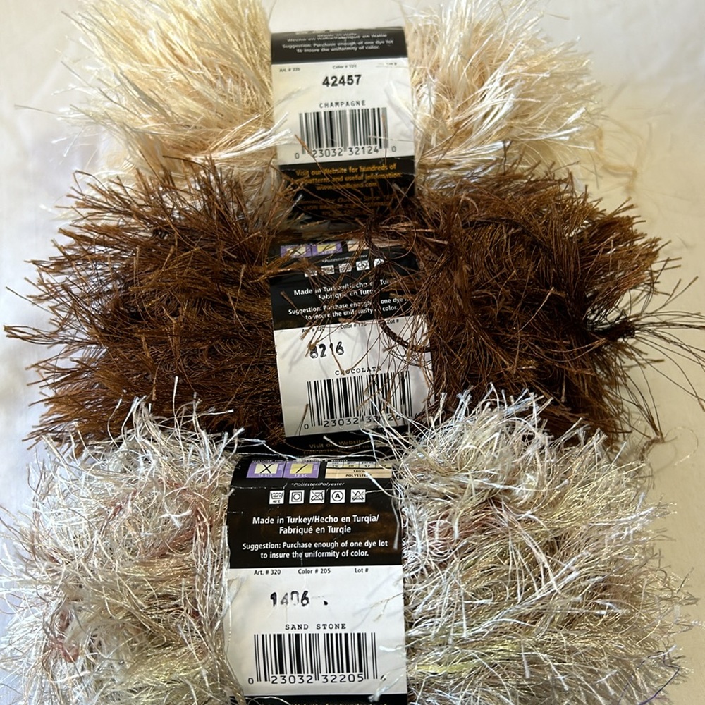 New Lion Brand Fun Fur and Fun Fur Prints Eyelash Yarn-3 Skeins - Picture 8 of 8